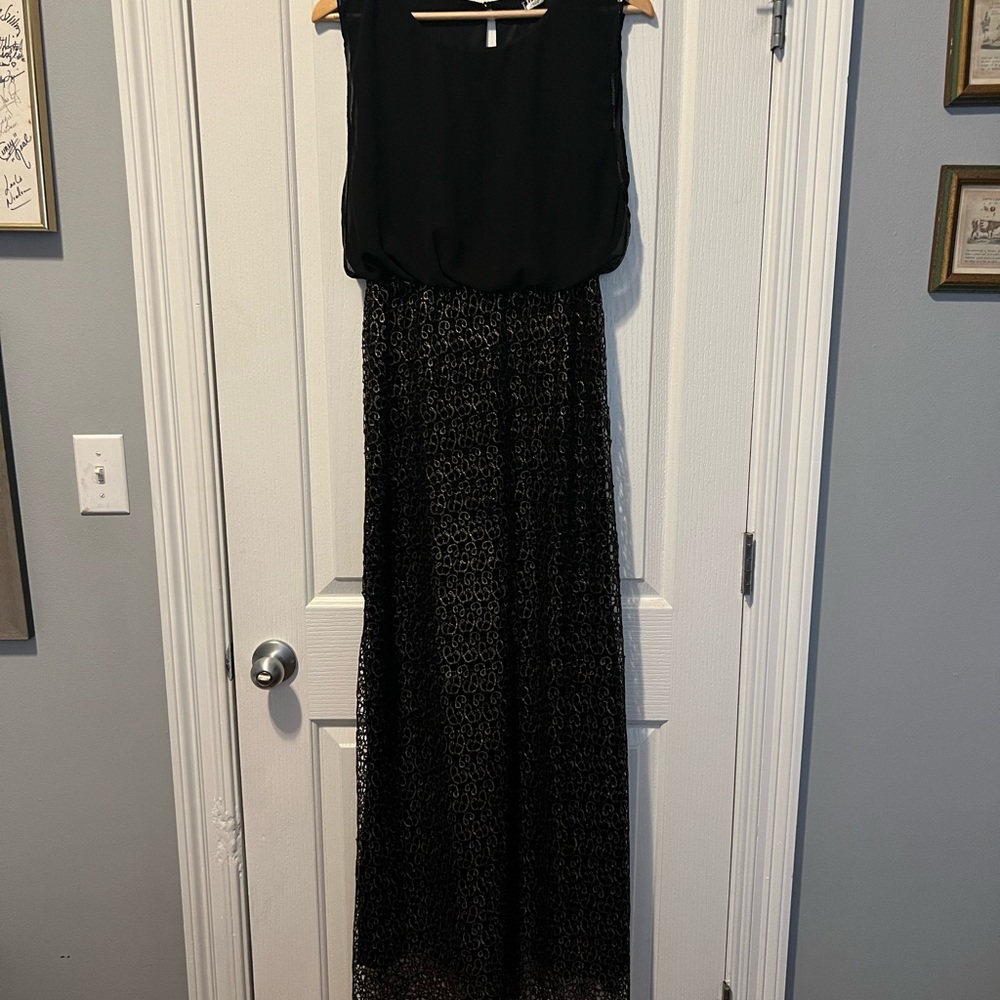 Black & good floor length gown